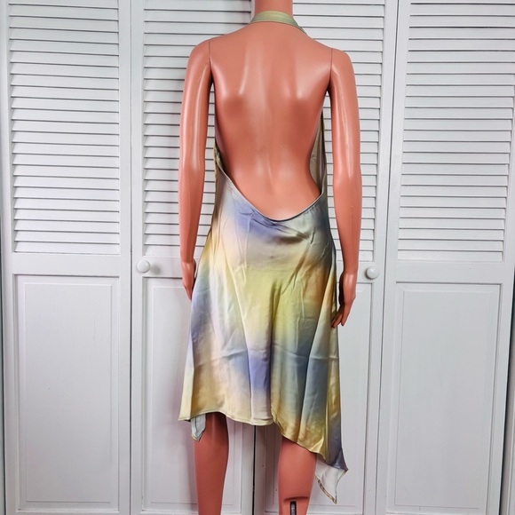 NEW WEWOREWHAT Cowl Mini Dress in Watercolor Size 16 - Picture 10 of 10